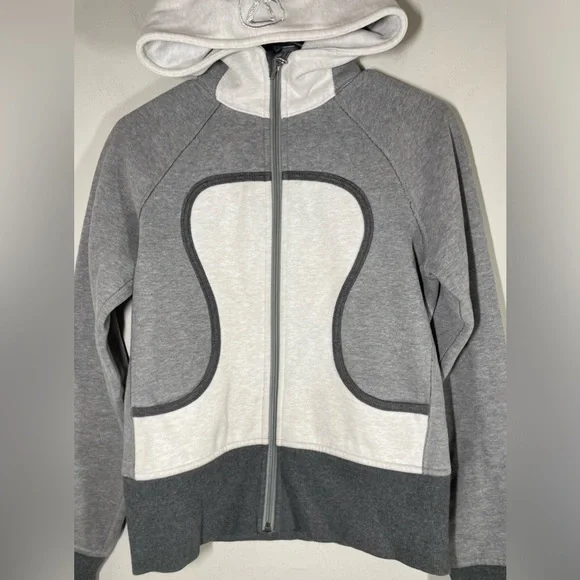 Lululemon Scuba Full Zip Hooded Jacket size 6 - Picture 3 of 6